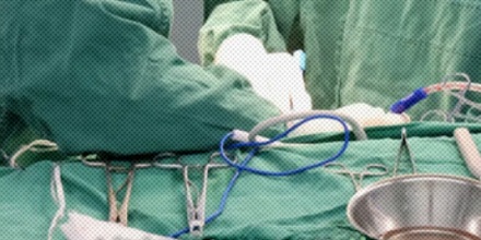 开颅手术结束后，为什么不先把患者的头骨放回去？